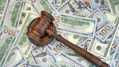 Налоговая атака на НПО: фонду "Еркіндік қанаты" и центру MediaNet отменили штрафы