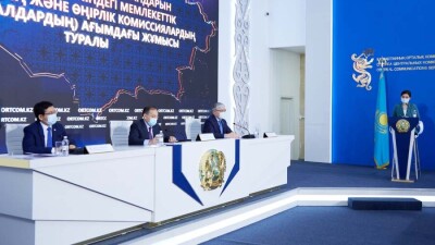 Журналиста Informburo.kz удалили из эфира пресс-конференции за вопрос про пандемию вице-премьеру Тугжанову