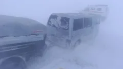 Вывозили на вездеходе: трёх человек спасли с заснеженной трассы в Костанайской области