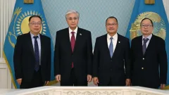 Токаев принял главу Гонконгской китайской генеральной торговой палаты