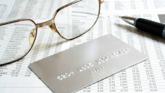 Минфин разработал критерии денежных переводов, о которых банки будут сообщать налоговикам