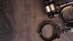 В Алматы двух специалистов технадзора приговорили к 7 годам лишения свободы