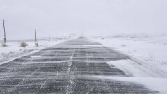 Около 600 авто сопроводили полицейские во время бурана в Акмолинской области