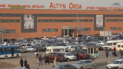 Токаев поручил навести порядок на рынке "Алтын Орда" в Алматы