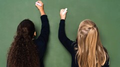 В Казахстане малообеспеченным семьям будут выдавать ваучеры на покупку школьной формы