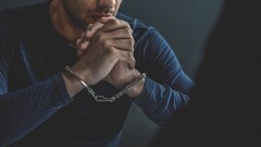 В Алматы чиновник получил 7 лет лишения свободы за взятку в 157 тысяч тенге