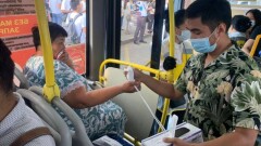 В Алматы мониторинговые группы проверили общественный транспорт: больше 30% пассажиров не надевают маски