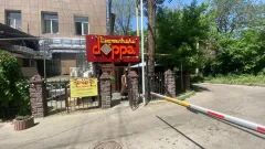 Незаконную пристройку на проспекте Абылай хана снесли в Алматы