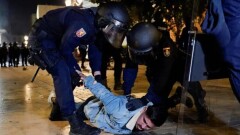 Протесты из-за наводнения в Валенсии: пострадали 30 полицейских