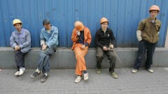 В Атырау полиция выявила 120 граждан Китая с просроченными визами