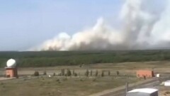 В Астане горит сухостой, его тушат 15 человек