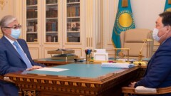 Мамин рассказал Президенту о результатах пилотного проекта новой системы оплаты труда госслужащих