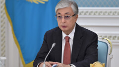 Токаев подписал поправки, по которым казахстанцы смогут предоставлять нотариальные документы онлайн