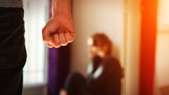 Поправки, ужесточающие ответственность за бытовое насилие, вступают в силу 19 мая