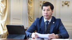 "Почему ваши сотрудники не поднимают трубки?" Аким ЗКО раскритиковал работу call-центров медорганизаций