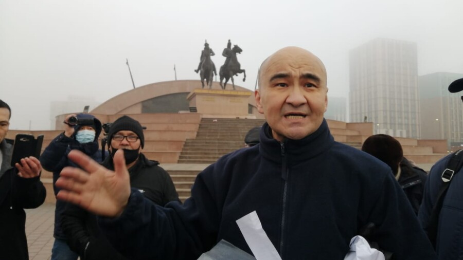 Макс Бокаев вышел на свободу. Он провёл в заключении более четырёх лет
