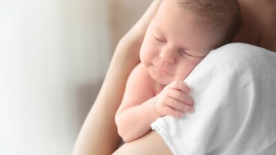 В Акмолинской области женщина продала свою дочь бездетной паре за 1 млн тенге