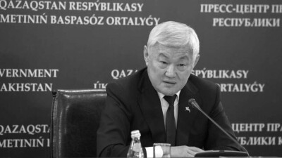 Умер Бердибек Сапарбаев