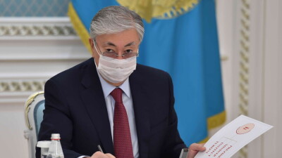 Пресс-секретарь Токаева: Следующая вакцина против Covid-19, которую получит Президент, будет отечественной