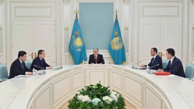 Токаев провёл консультации по роспуску депутатов мажилиса и маслихатов