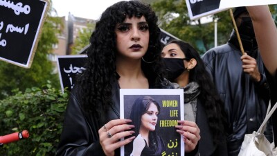 Новый президент Ирана: Женщин больше не будут беспокоить из-за обязательного ношения хиджаба