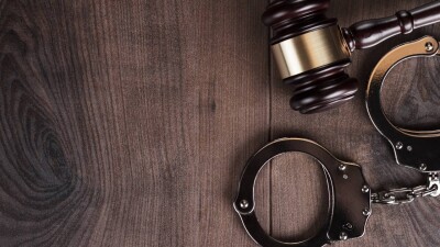 Захват заложников в Kaspi банке: прокурор запросила для Мурадова 8 лет лишения свободы