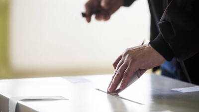 В Казахстане открываются избирательные участки, началось голосование