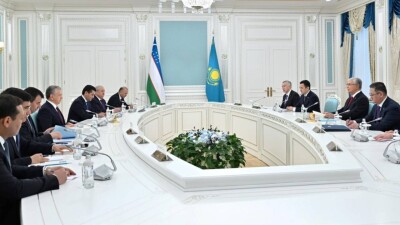 "Мы готовы к углублению сотрудничества". Токаев и Мирзиёев обсудили дальнейшее развитие партнёрства