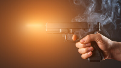 В Павлодарской области следователь выстрелил себе в плечо из табельного оружия