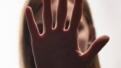 В Казахстане 69% женщин считают, что домогательства могут привести к сексуальному насилию – опрос