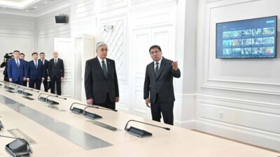 "Вся информация о городе". Токаев посетил Ситуационный центр Алматы
