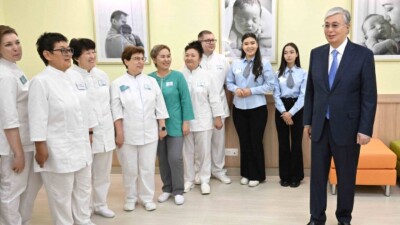 Президент посетил клинику Керуен-Medicus в Алматы