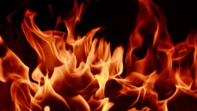 В Алматы на Бурундайском кладбище произошёл пожар