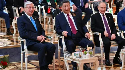 Токаев прибыл в Кремль. Он примет участие в параде в честь 80-летия Победы