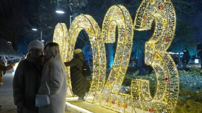 В акимате Алматы назвали точную сумму, потраченную на новогоднее оформление города