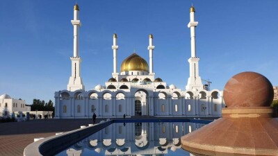 Столичной мечети Нур Астана присвоили имя учёного аль-Фараби