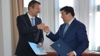 Венгрия признала казахстанский паспорт вакцинации