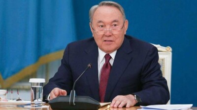 Назарбаев посетил Международный финансовый центр "Астана"