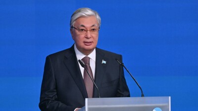 Токаев принял участие в церемонии открытия транспортно-логистического центра в китайском Сиане