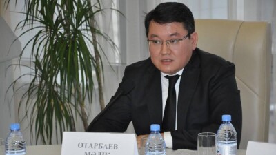 Малик Отарбаев назначен советником президента Казахстана