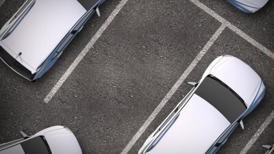На нескольких рынках Алматы запустят систему безбарьерной парковки