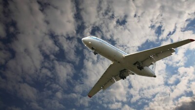 Рейс Эйр Астаны задержали из-за пассажира, который заявил, что принёс с собой бомбу