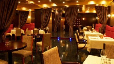 "Препятствовали работе мониторинговой группы". Администрацию ресторана в Алматы обвинили в хулиганстве