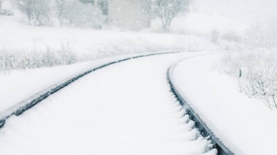 Некоторые поезда значительно отстают от графика из-за непогоды в Жамбылской области