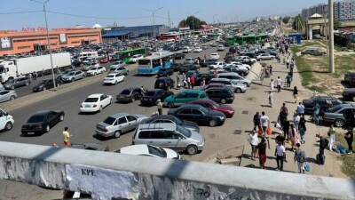 Столпотворение на рынке "Алтын Орда": объект имел право работать, так как является лидером Ashyq