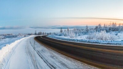 На двух участках республиканской дороги ввели ограничения из-за непогоды в Казахстане