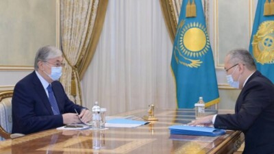 "Невзирая на лица и должности". Токаев поручил возвращать незаконно выведенные за рубеж деньги