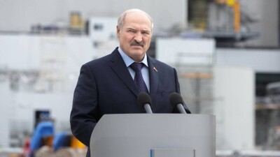 Лукашенко об уходе McDonald’s: Мы что, сами булочку пополам не можем разрезать?