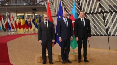 Алиев и Пашинян договорились создать комиссию по делимитации границы