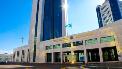 Депутаты парламента перечислили однодневный заработок для помощи пострадавшим жителям ВКО